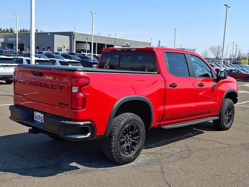 Used 2022 Chevrolet Silverado 1500 ZR2 w/ Technology Package AWD/4WD image 5