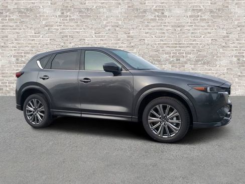New 2025 MAZDA CX-5 Signature image 1