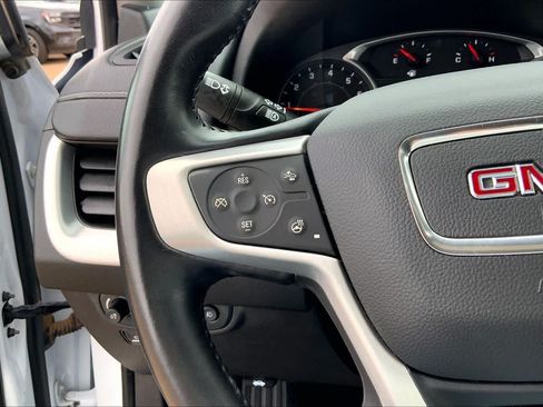 Used 2022 GMC Terrain SLT FWD image 24