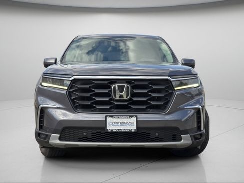 Used 2023 Honda Pilot EX-L image 3