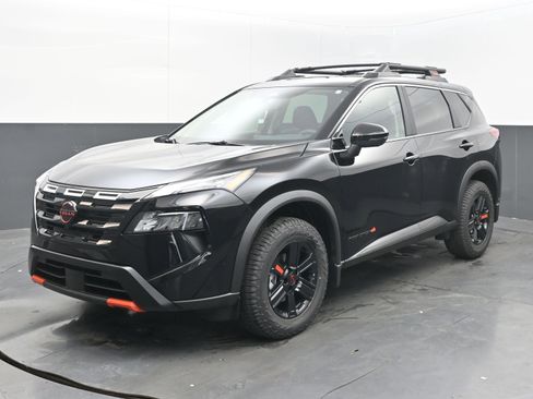 New 2026 Nissan Rogue SV w/ Rock Creek Premium Package image 3