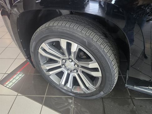 Used 2019 GMC Yukon Denali w/ Denali Ultimate Package AWD/4WD image 49