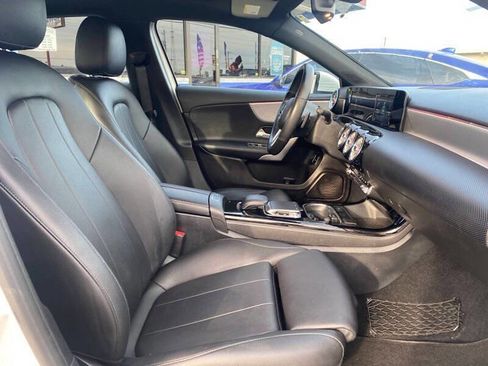 Used 2019 Mercedes-Benz A 220 4MATIC image 18