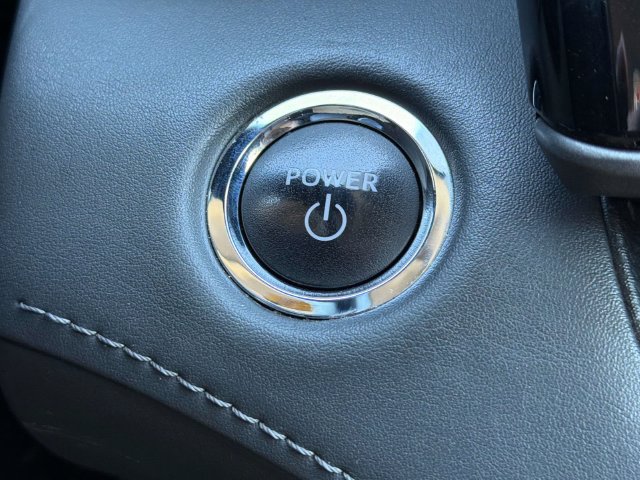 Used 2023 Toyota Highlander Limited AWD/4WD image 22