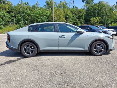 Used 2025 Kia K4 FWD image 7