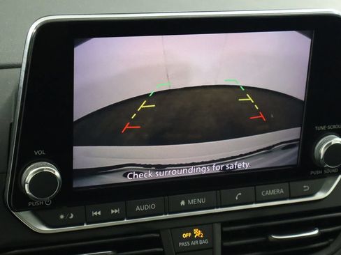 Used 2019 Nissan Altima 2.5 S FWD image 29