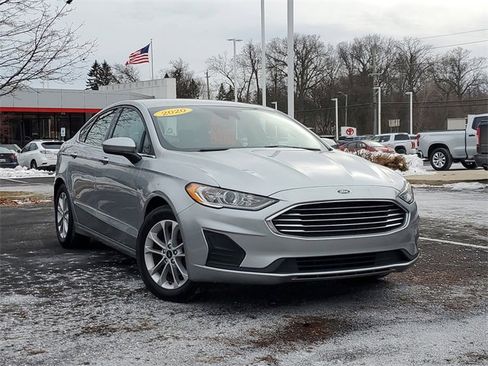Used 2020 Ford Fusion SE image 34