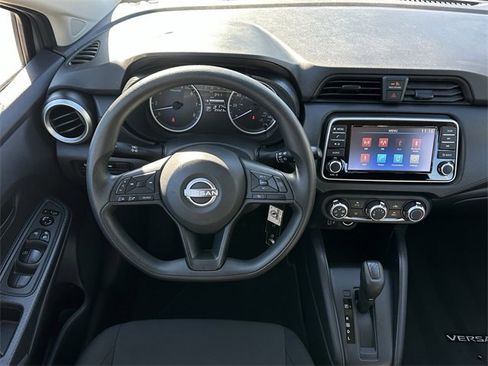 Used 2024 Nissan Versa S w/ S Plus Package image 10