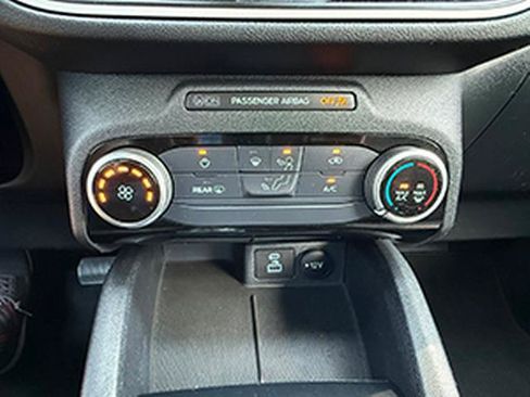 Used 2022 Ford Escape SE AWD/4WD image 14