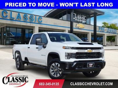 Used 2025 Chevrolet Silverado 2500 Custom w/ Custom Value Package