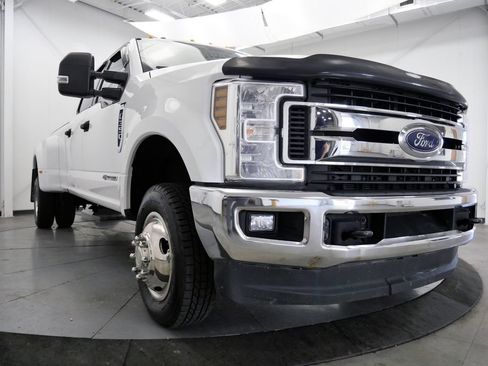 Used 2019 Ford F350 XLT w/ XLT Value Package AWD/4WD image 43