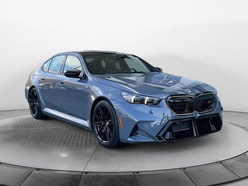 Used 2026 BMW M5 w/ Executive Package AWD/4WD image 1