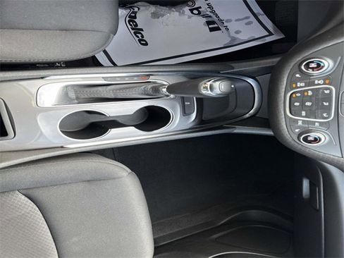 Used 2020 Chevrolet Malibu LT image 22