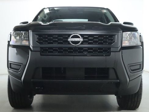 Certified 2025 Nissan Frontier S image 6
