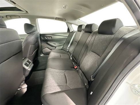 Used 2025 Honda Accord SE image 24