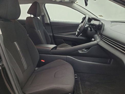Used 2023 Hyundai Elantra SEL w/ Convenience Package FWD image 21
