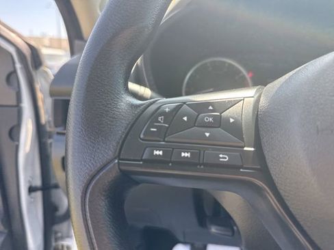 Used 2024 Nissan Sentra S FWD image 17