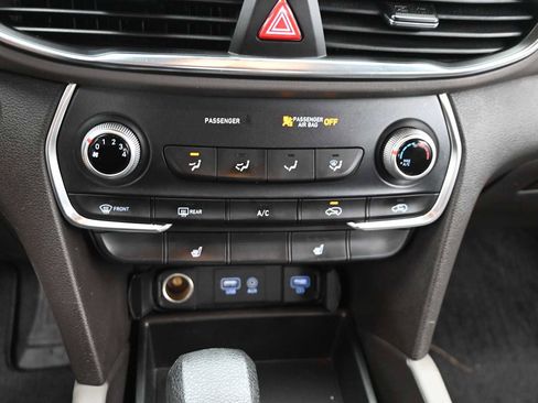 Used 2020 Hyundai Santa Fe SEL AWD/4WD image 18