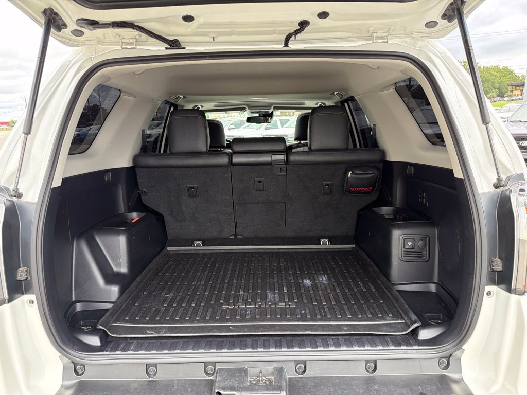 Used 2021 Toyota 4Runner Nightshade AWD/4WD image 17