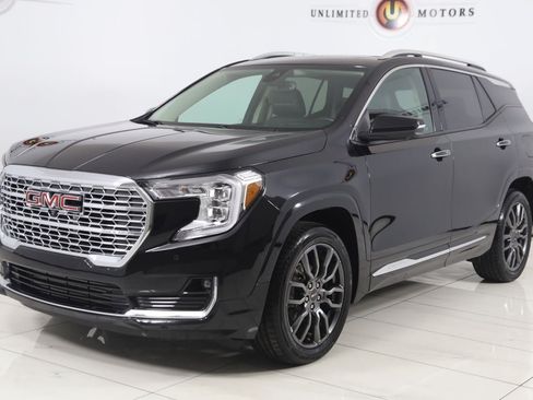 Used 2023 GMC Terrain Denali w/ Black Diamond Edition AWD/4WD image 5