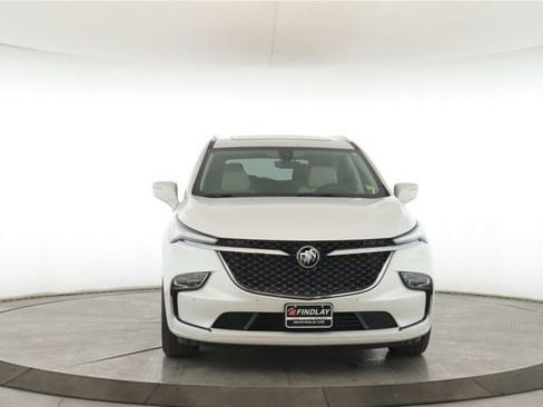 Used 2022 Buick Enclave Avenir w/ Avenir Technology Package image 12