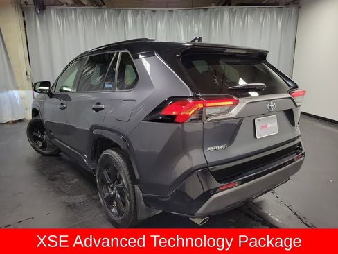 Used 2020 Toyota RAV4 XSE image 6