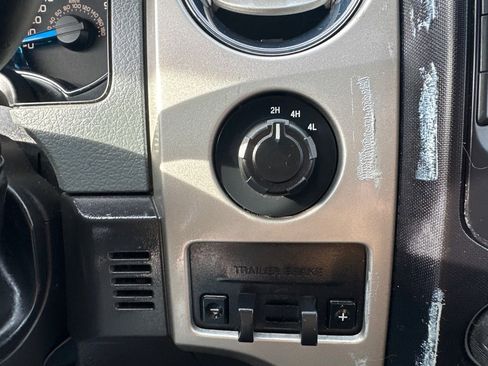 Used 2013 Ford F150 XLT w/ XLT Chrome Pkg image 17