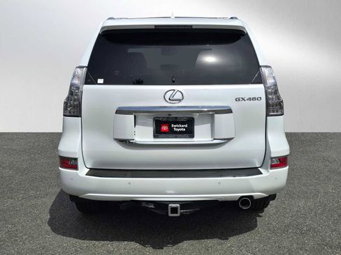 Used 2015 Lexus GX 460 w/ Premium Package image 4