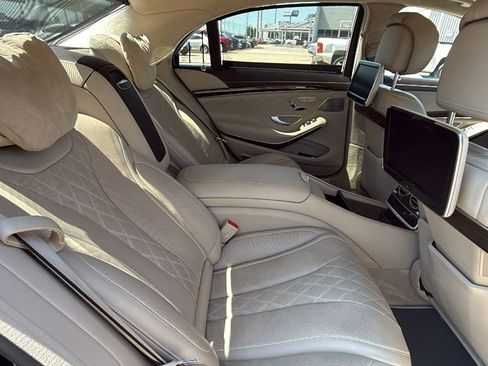 Used 2015 Mercedes-Benz S 550 4MATIC Sedan image 29