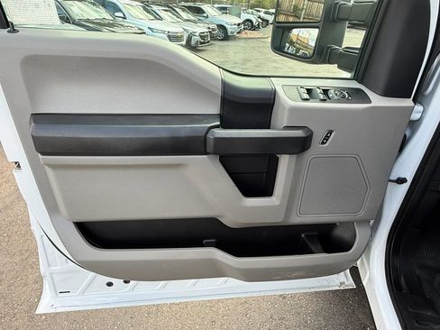 Used 2020 Ford F250 XL w/ Power Equipment Group RWD image 31