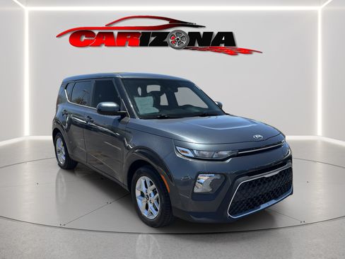 Used 2020 Kia Soul S FWD image 1
