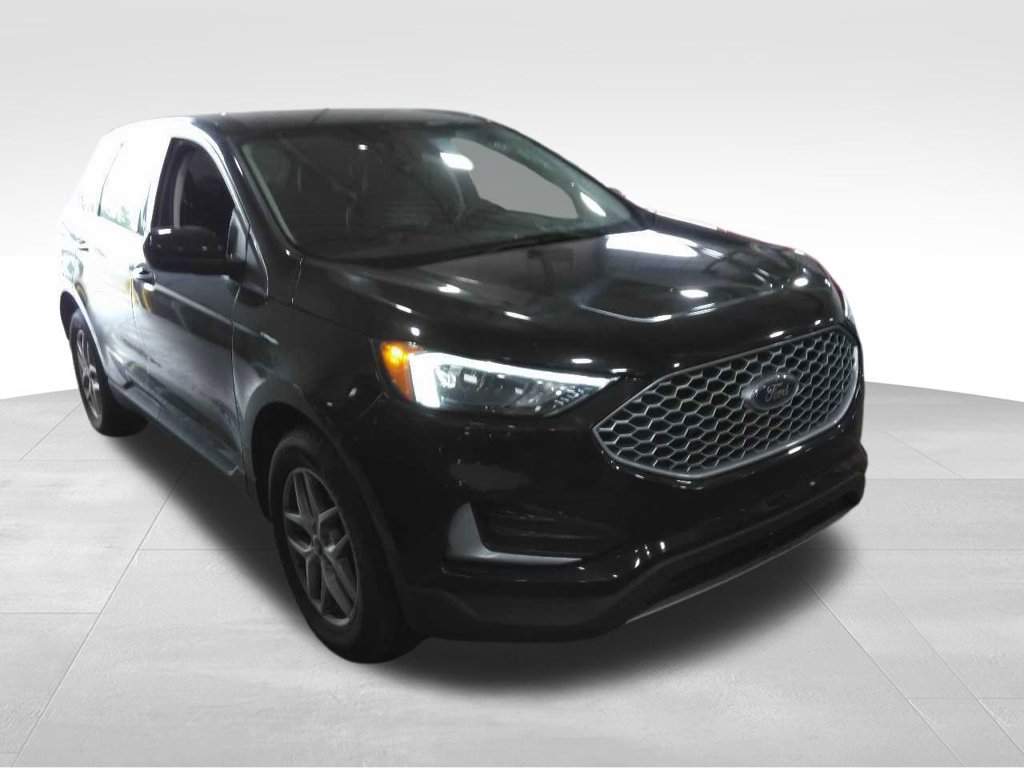 Used 2024 Ford Edge SEL AWD/4WD image 2