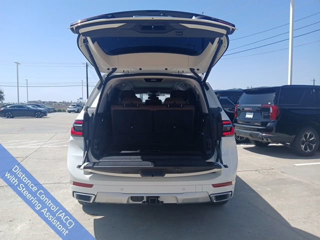Used 2026 BMW X7 xDrive40i AWD/4WD image 9
