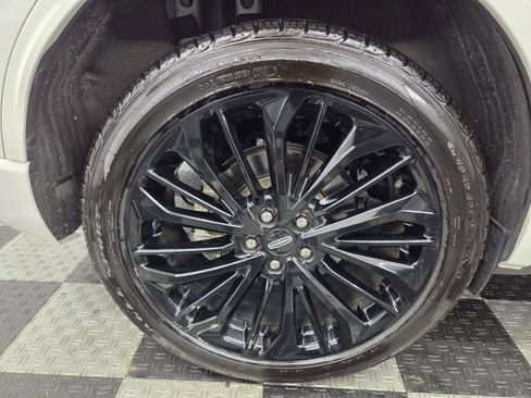 Used 2024 Lincoln Corsair Reserve w/ Equipment Group 201A AWD/4WD image 33