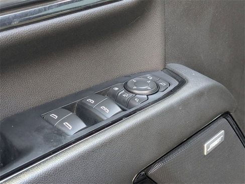 Used 2024 GMC Sierra 2500 AT4 w/ AT4 Preferred Package image 16