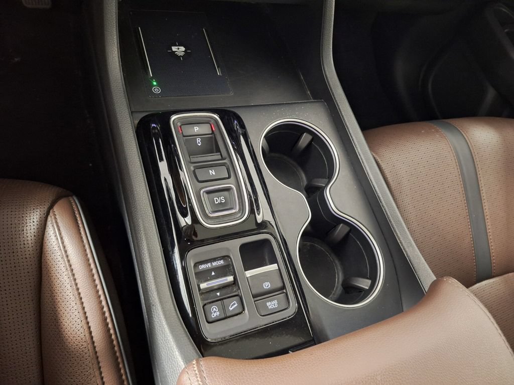 Used 2024 Honda Pilot Elite image 15