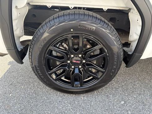 Used 2023 GMC Sierra 1500 Elevation AWD/4WD image 26