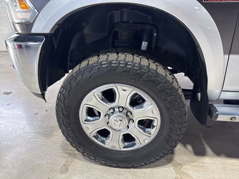 Used 2015 RAM 2500 Laramie image 2