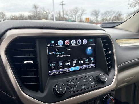 Used 2018 GMC Acadia Denali w/ Technology Package image 12