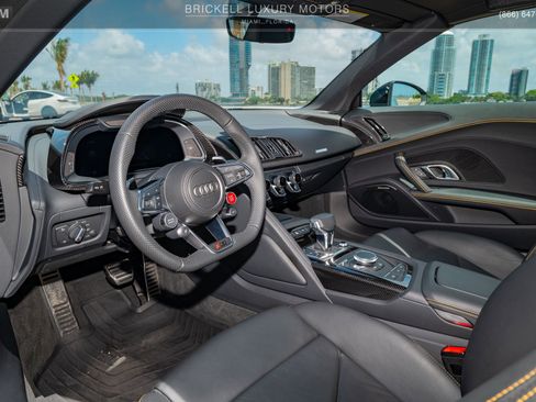 Used 2023 Audi R8 V10 performance image 5