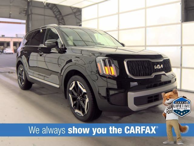 Used 2025 Kia Telluride EX X-Line AWD/4WD image 2