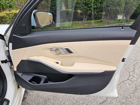 Used 2021 BMW 330i xDrive Sedan w/ Convenience Package image 31