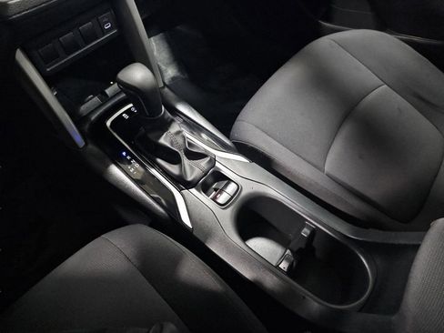 Certified 2024 Toyota Corolla Cross LE image 33