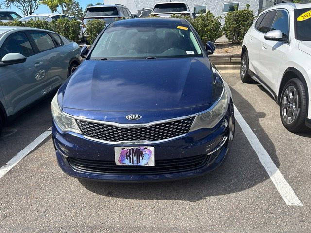 Used 2016 Kia Optima EX w/ Premium Package FWD image 2