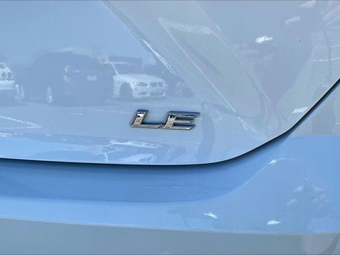 Used 2025 Toyota Camry LE image 8