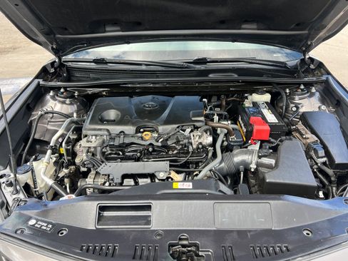 Used 2021 Toyota Camry SE FWD image 31