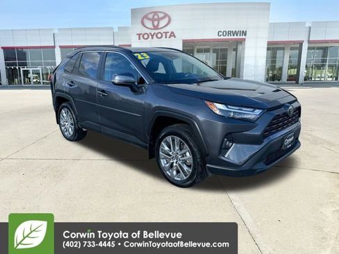 Used 2023 Toyota RAV4 XLE Premium image 2