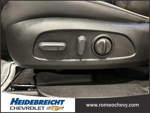 Certified 2023 Chevrolet Traverse Premier w/ LPO, Floor Liner Package image 15