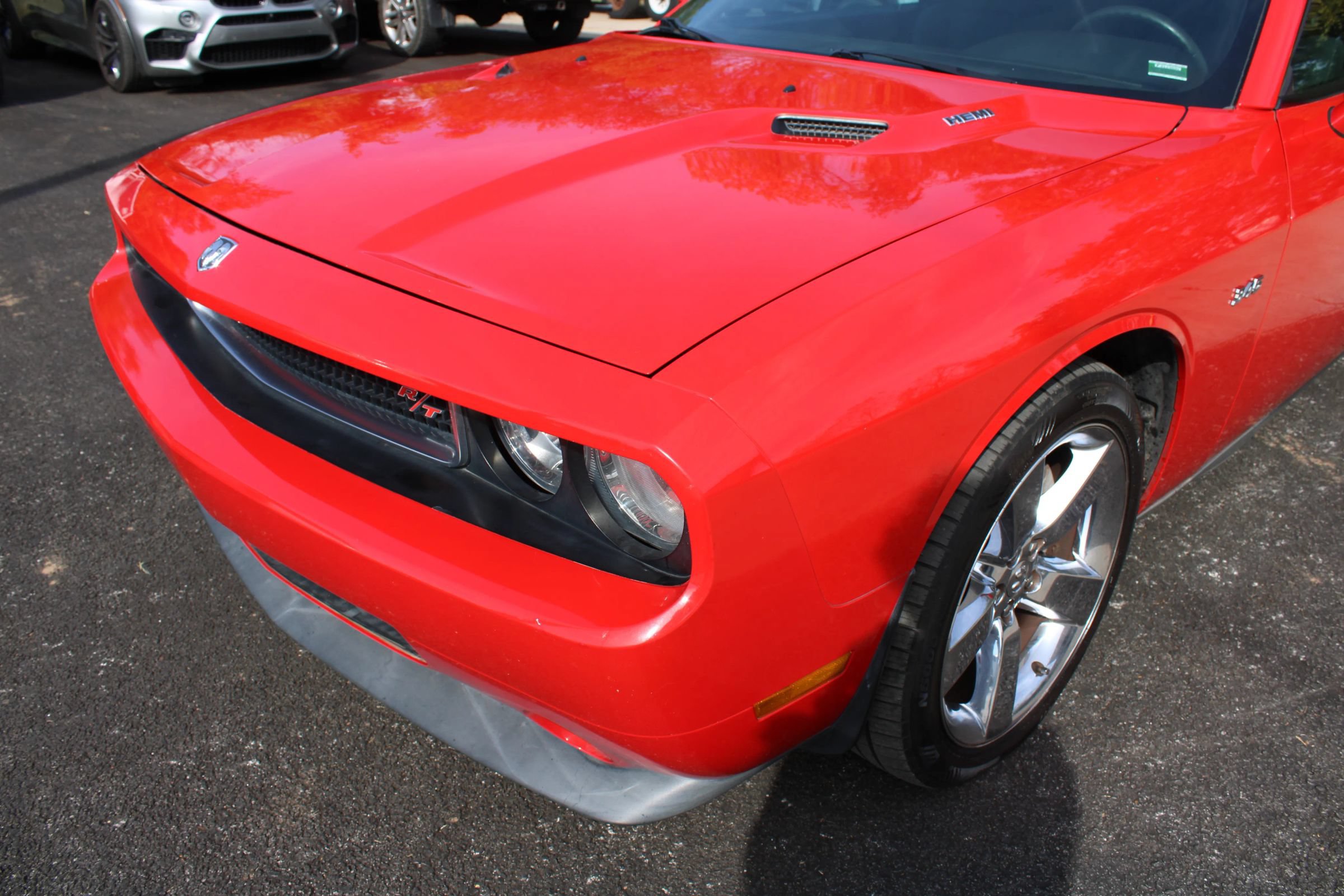 Used 2010 Dodge Challenger R/T RWD image 3