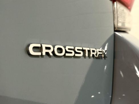 Used 2019 Subaru Crosstrek 2.0i Limited w/ Moonroof Package w/Navigation AWD/4WD image 8